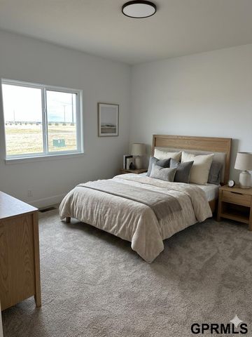 5401 N 191 Street, Elkhorn, NE 68022