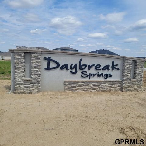 5401 N 191 Street, Elkhorn, NE 68022
