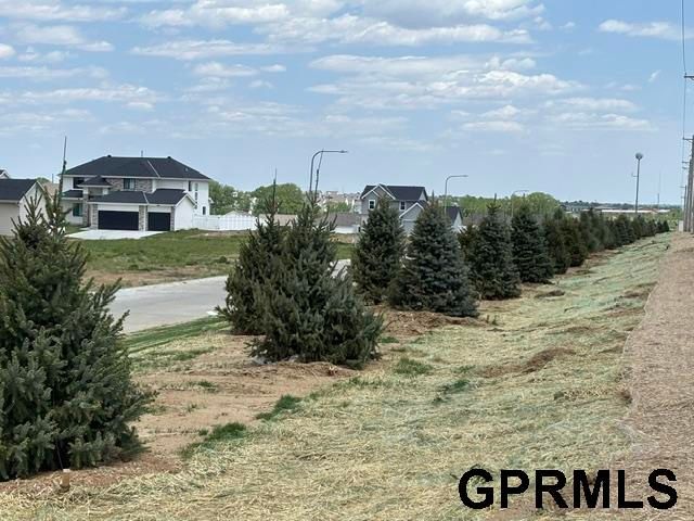 5401 N 191 Street, Elkhorn, NE 68022