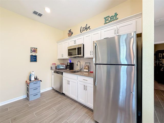 6013 CLAYSTONE WAY, Mount Dora, FL 32757