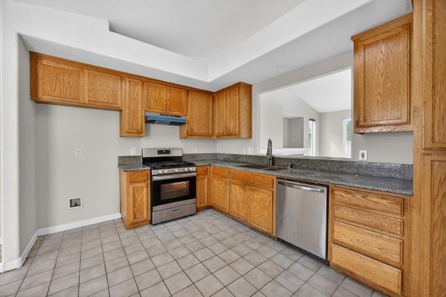 3231 STRICKLAND Dr, Stockton, CA 95212