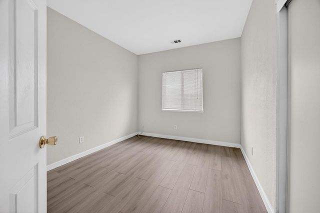 3231 STRICKLAND Dr, Stockton, CA 95212