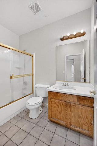 3231 STRICKLAND Dr, Stockton, CA 95212