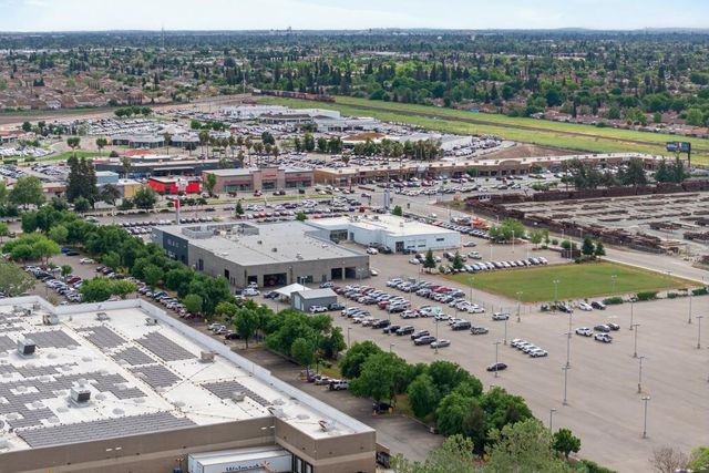 3231 STRICKLAND Dr, Stockton, CA 95212