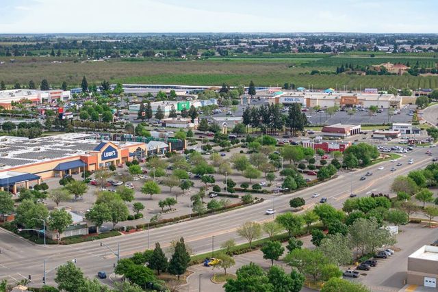 3231 STRICKLAND Dr, Stockton, CA 95212