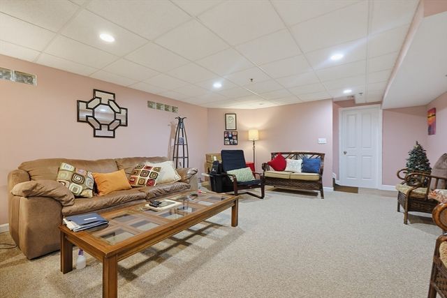74 Buttercup Lane 74, Grafton, MA 01560