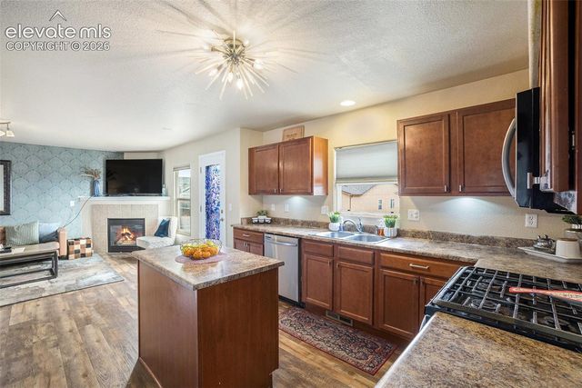 8317 Chasewood Loop, Colorado Springs, CO 80908