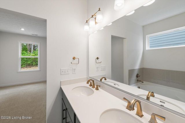 10503 Vista View Dr, Louisville, KY 40291
