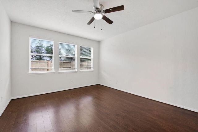 2010 Balsam Lake Lane, Pearland, TX 77584