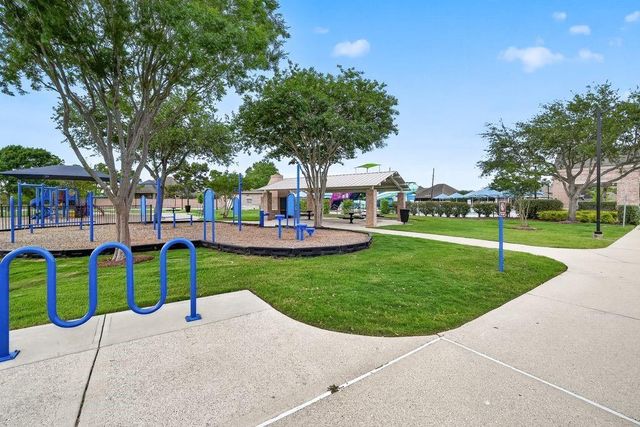 2010 Balsam Lake Lane, Pearland, TX 77584