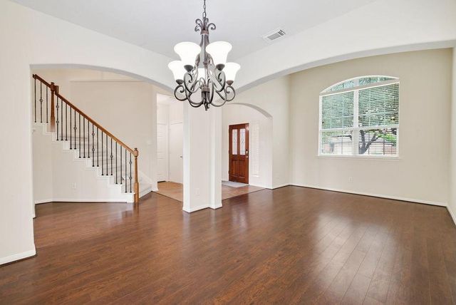 2010 Balsam Lake Lane, Pearland, TX 77584