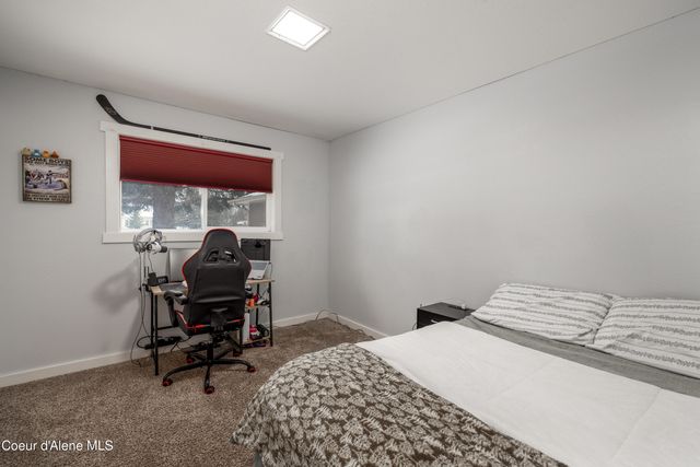 10378 N Bateman ST, Hayden, ID 83835