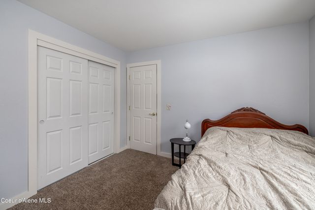 10378 N Bateman ST, Hayden, ID 83835
