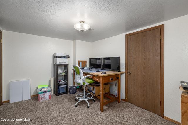 10378 N Bateman ST, Hayden, ID 83835