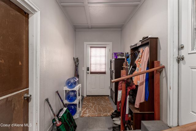 10378 N Bateman ST, Hayden, ID 83835