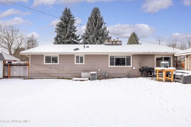 10378 N Bateman ST, Hayden, ID 83835