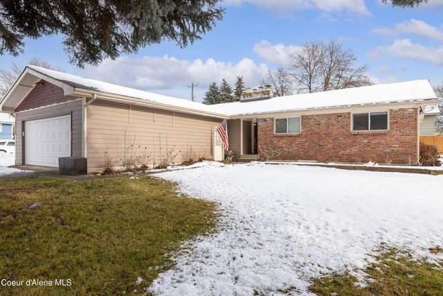 10378 N Bateman ST, Hayden, ID 83835