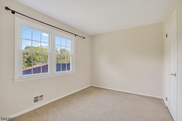 17 Cedar Rd, Readington Twp., NJ 08889