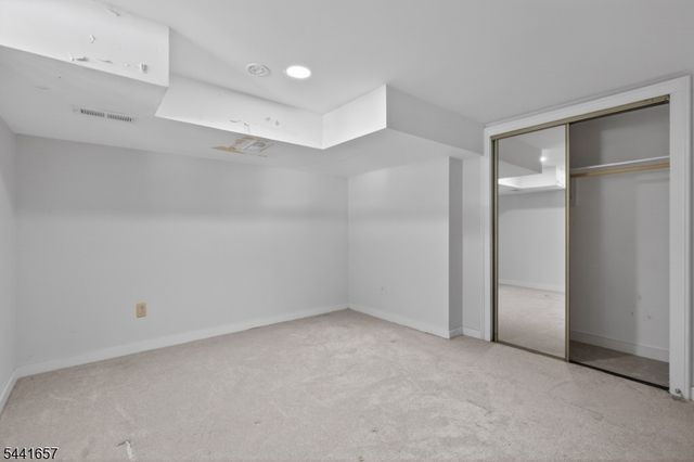 17 Cedar Rd, Readington Twp., NJ 08889