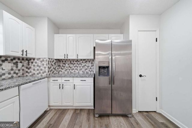 4412 Lucy Lane, Snellville, GA 30039