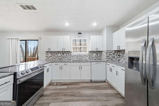 4412 Lucy Lane, Snellville, GA 30039