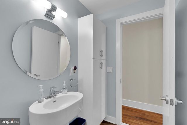 525 2ND ST NE, Washington, DC 20002