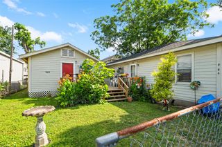 969 Wakefield Drive, Houston, TX 77018