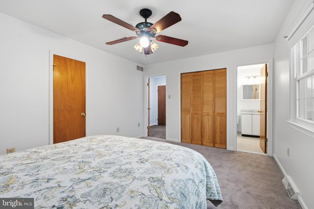 325 CEDAR ST, Warminster, PA 18974