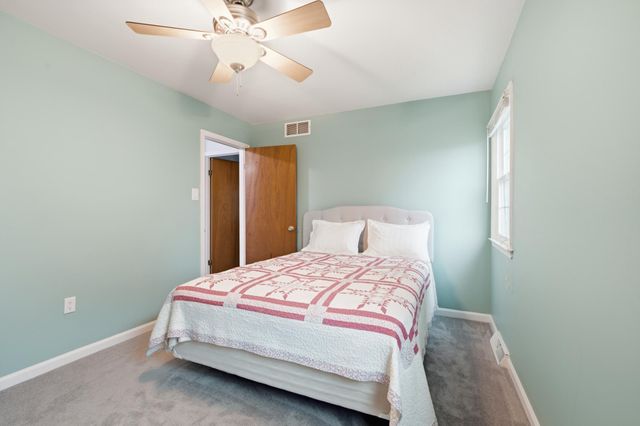 325 CEDAR ST, Warminster, PA 18974