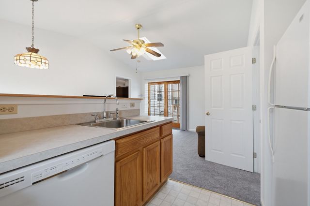 325 CEDAR ST, Warminster, PA 18974