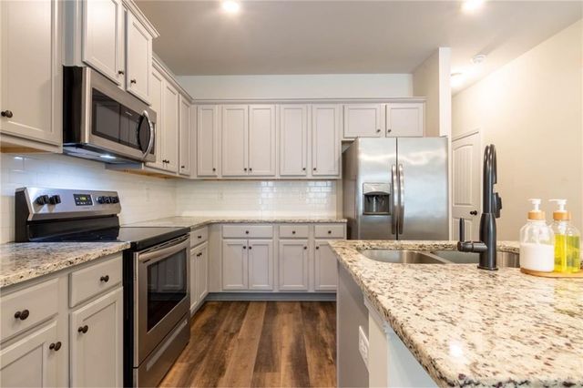 3006 Bayrose Circle 104B, Atlanta, GA 30344