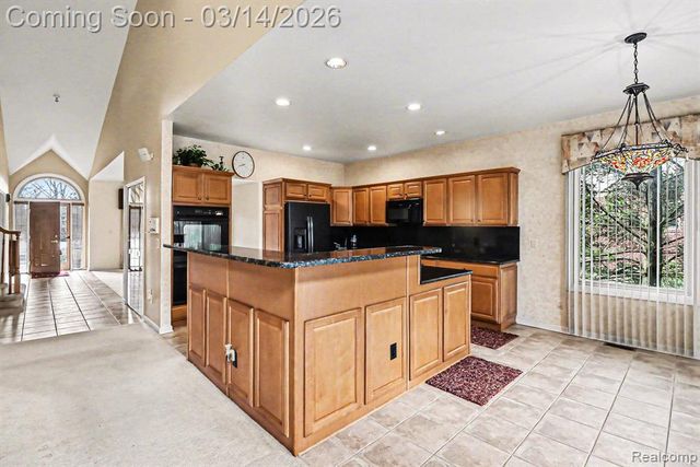 40076 Bexley Way, Northville, MI 48168