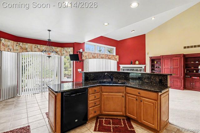 40076 Bexley Way, Northville, MI 48168