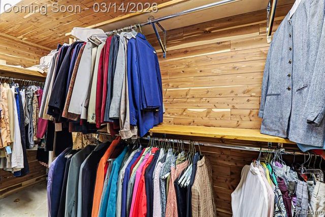 40076 Bexley Way, Northville, MI 48168