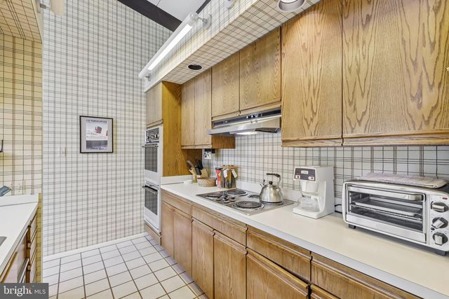 1674 HOMEWOOD LANDING RD, Annapolis, MD 21409