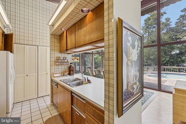 1674 HOMEWOOD LANDING RD, Annapolis, MD 21409