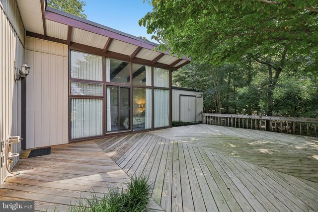 1674 HOMEWOOD LANDING RD, Annapolis, MD 21409