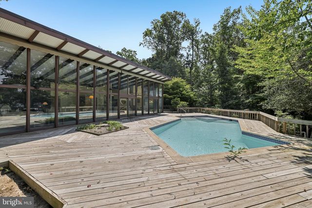 1674 HOMEWOOD LANDING RD, Annapolis, MD 21409