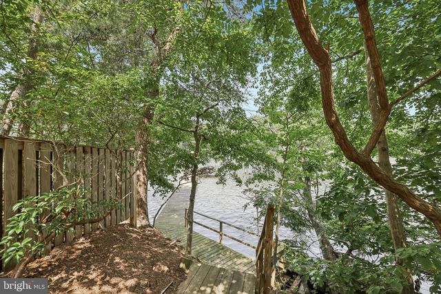 1674 HOMEWOOD LANDING RD, Annapolis, MD 21409