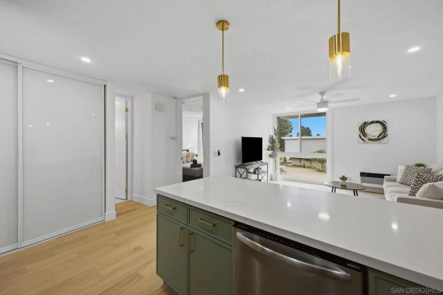 3050 Rue Dorleans 308, San Diego, CA 92110