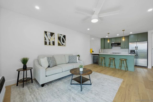 3050 Rue Dorleans 308, San Diego, CA 92110