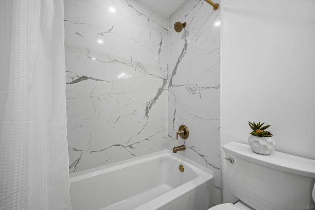 3050 Rue Dorleans 308, San Diego, CA 92110