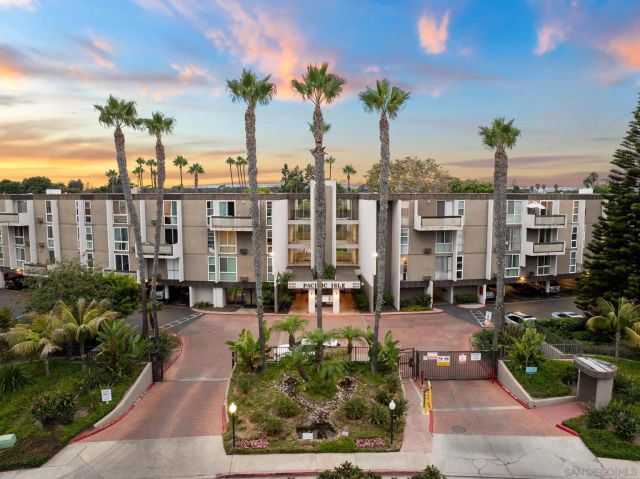 3050 Rue Dorleans 308, San Diego, CA 92110