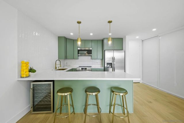 3050 Rue Dorleans 308, San Diego, CA 92110