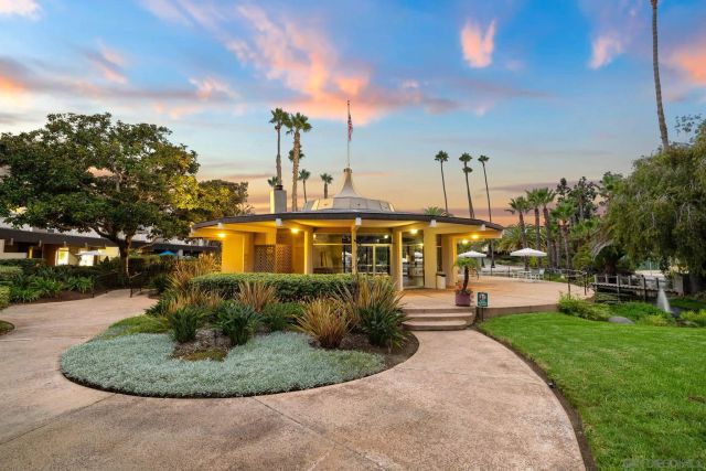 3050 Rue Dorleans 308, San Diego, CA 92110