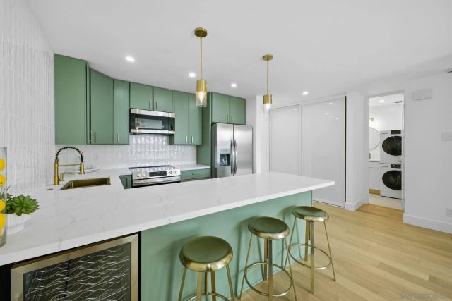 3050 Rue Dorleans 308, San Diego, CA 92110