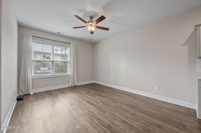 349 S Stingray Lane, Sneads Ferry, NC 28460