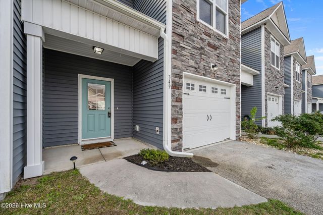 349 S Stingray Lane, Sneads Ferry, NC 28460