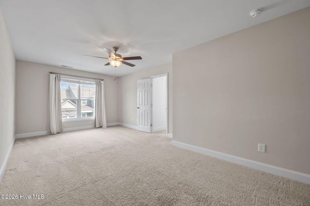 349 S Stingray Lane, Sneads Ferry, NC 28460