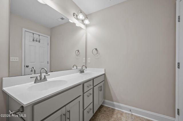 349 S Stingray Lane, Sneads Ferry, NC 28460